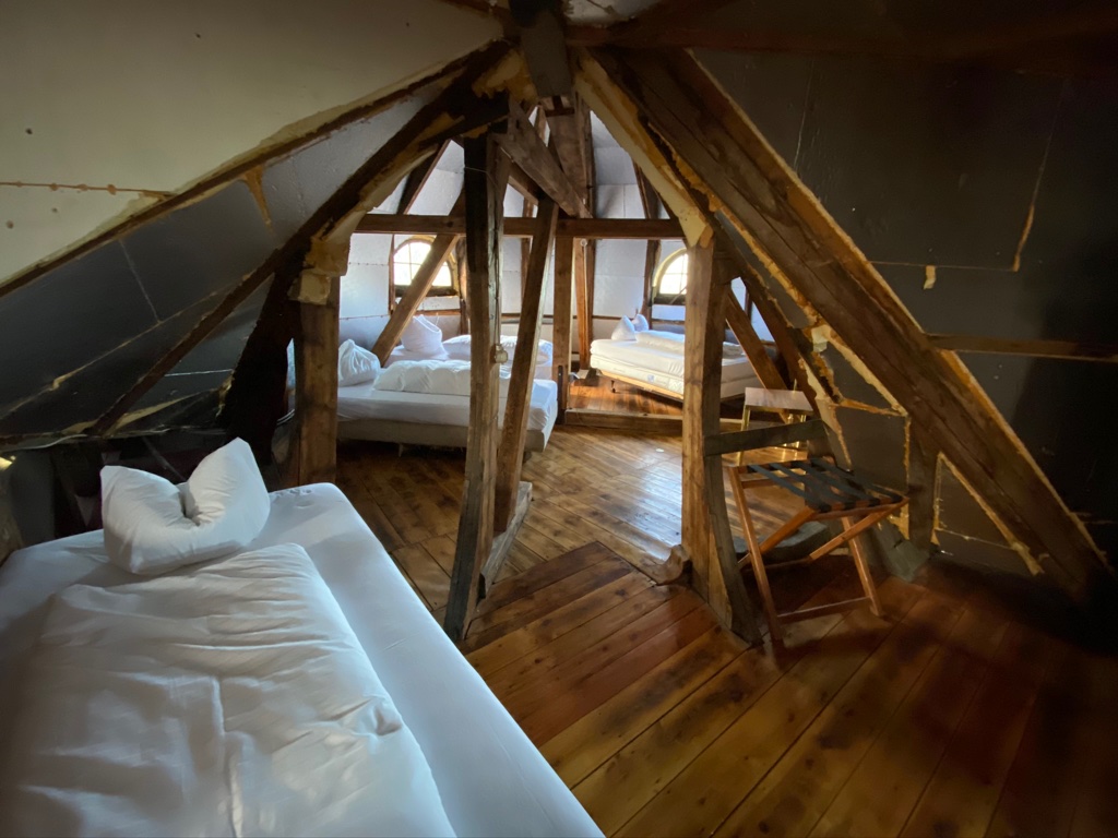 COMMUNITY Room | Molkerei | 7-15 Beds - Image 5